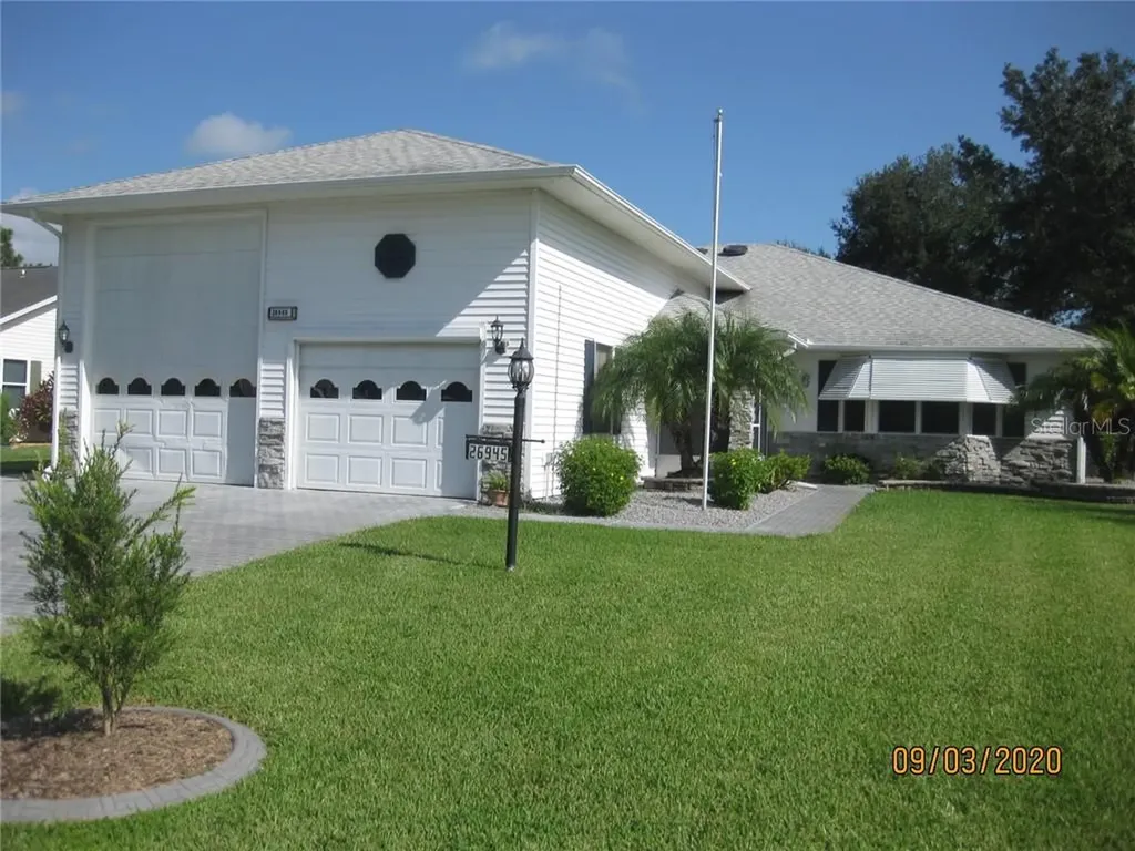 26945 Racquet Circle Leesburg FL 34748