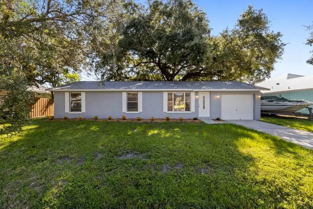 5034 Almanza Avenue Sarasota FL 34235