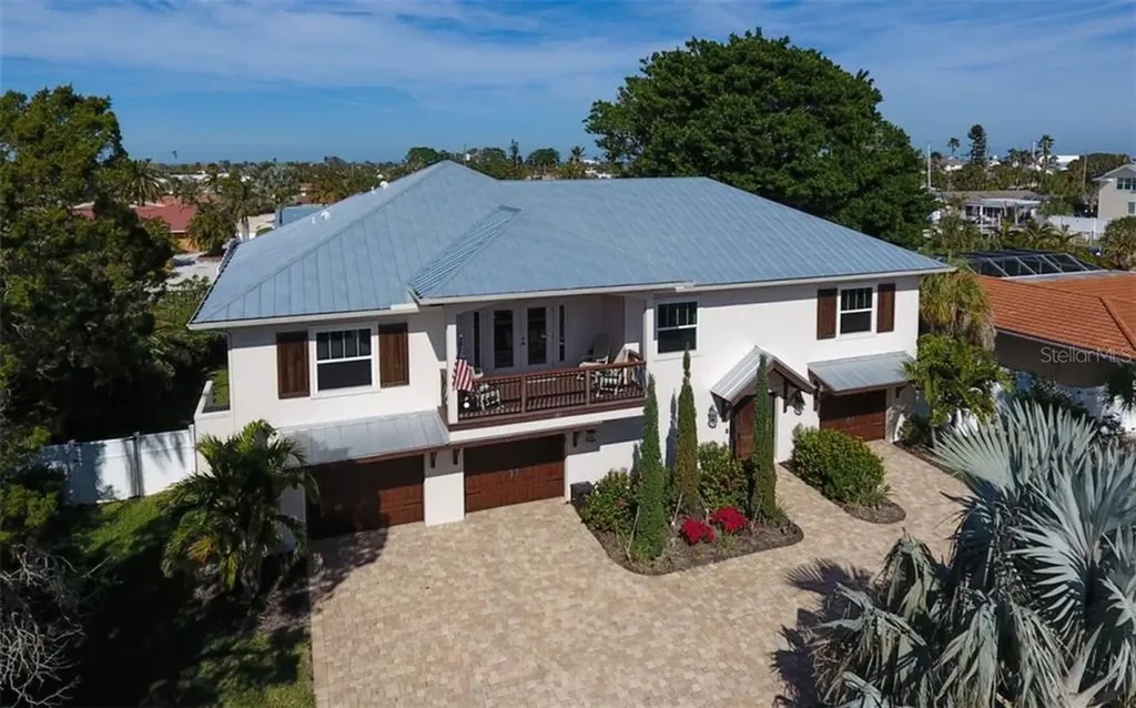 605 Baronet Lane Holmes Beach FL 34217