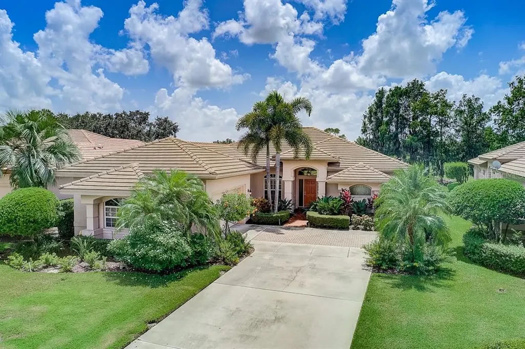 7843 Allen Robertson Place Sarasota FL 34240