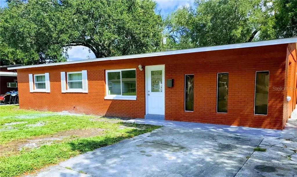 5617 Gateway Drive Tampa FL 33615