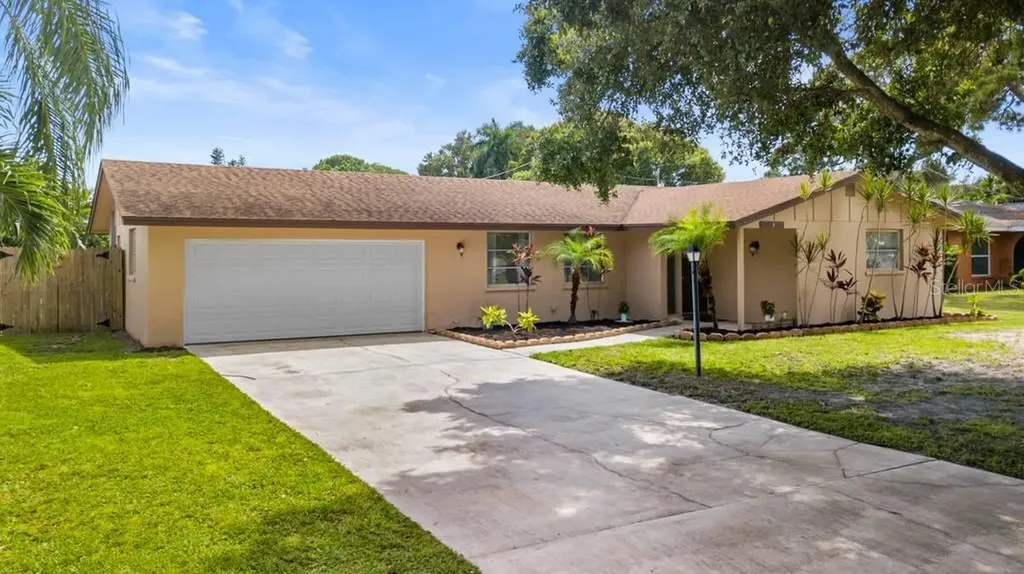 3042 Arapaho Street Sarasota FL 34231