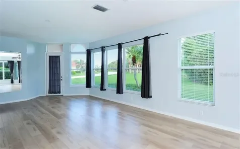 5071 Hanging Moss Lane Sarasota FL 34238