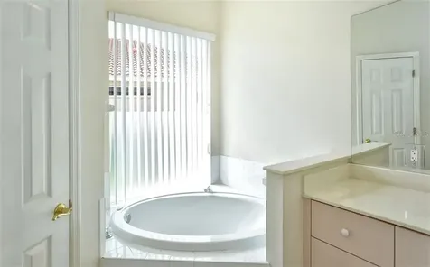 5071 Hanging Moss Lane Sarasota FL 34238