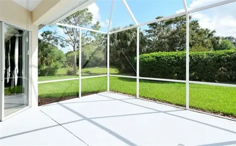 5071 Hanging Moss Lane Sarasota FL 34238
