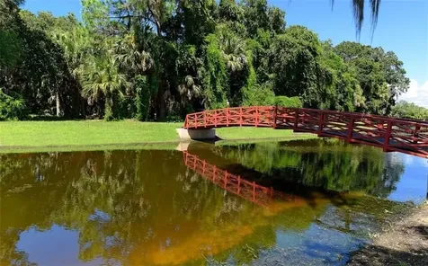 5071 Hanging Moss Lane Sarasota FL 34238