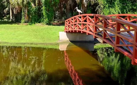5071 Hanging Moss Lane Sarasota FL 34238