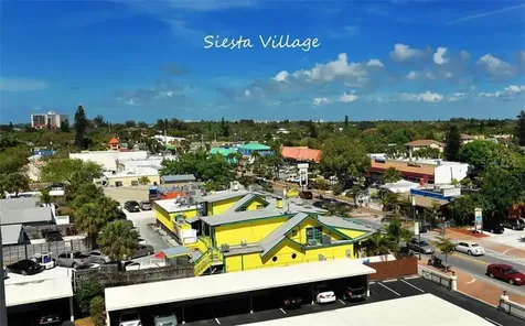 5071 Hanging Moss Lane Sarasota FL 34238