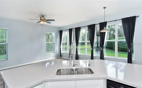 5071 Hanging Moss Lane Sarasota FL 34238