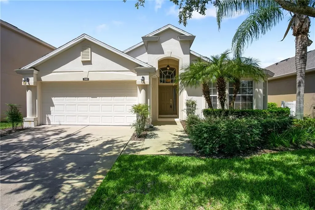 208 Henley Circle Davenport FL 33896