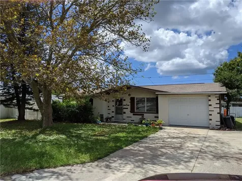 10915 Inglewood Avenue Port Richey FL 34668