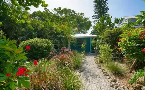 580 Linley Street Longboat Key FL 34228