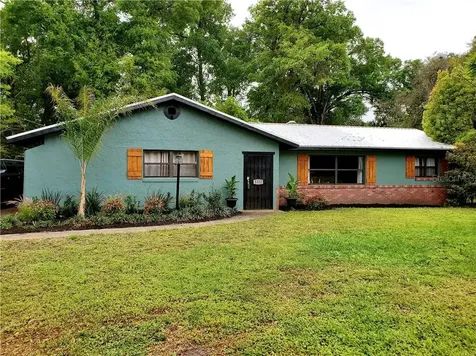 1322 W Voorhis Avenue Deland FL 32720