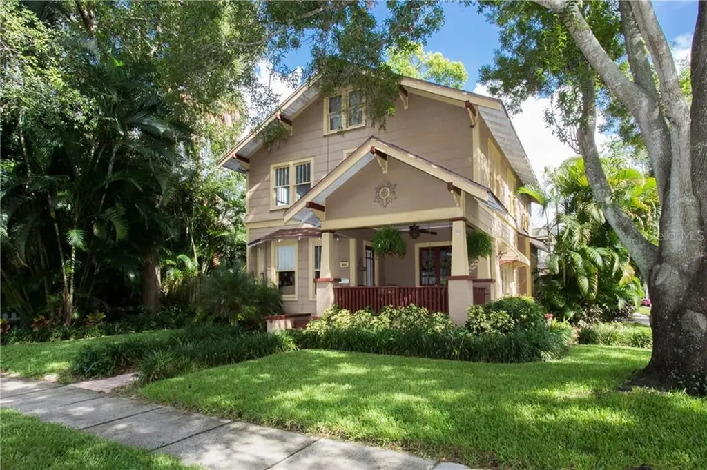 201 11th Avenue N St Petersburg FL 33701