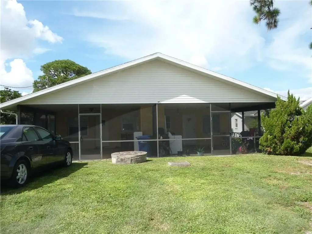 1801 Marbeth Street Sarasota FL 34231