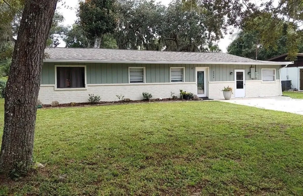 5540 W Magnolia Avenue Port Orange FL 32127