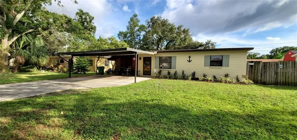 8998 109th Avenue Seminole FL 33777