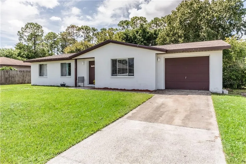 120 Del Monte Street NE Palm Bay FL 32907