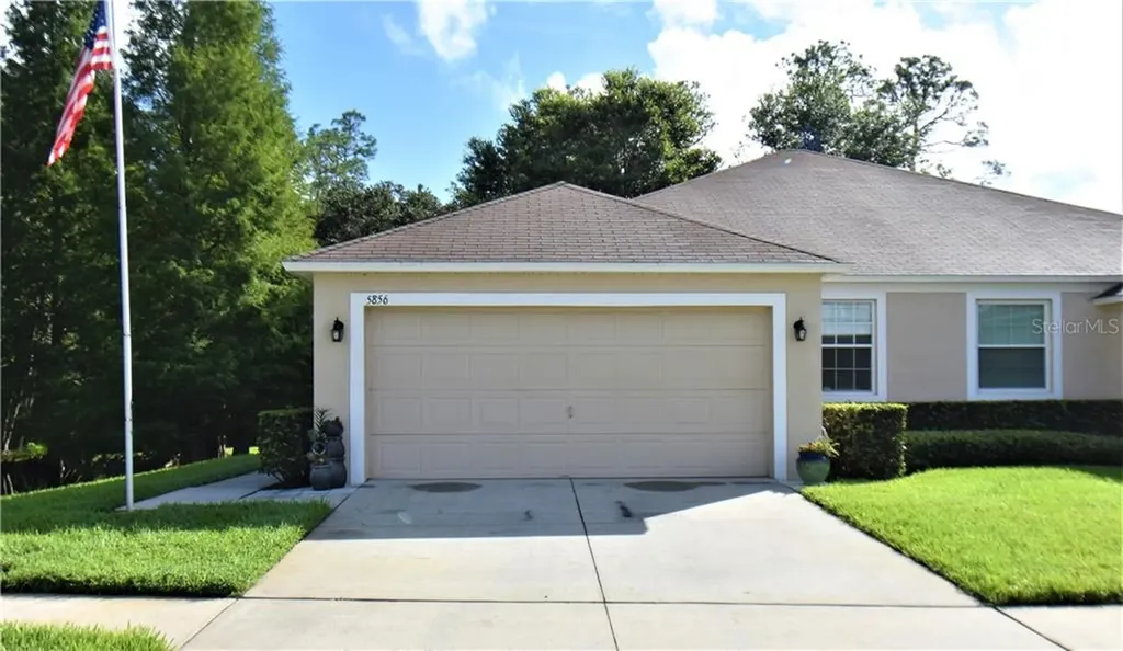 5856 Autumn Shire Drive Zephyrhills FL 33541
