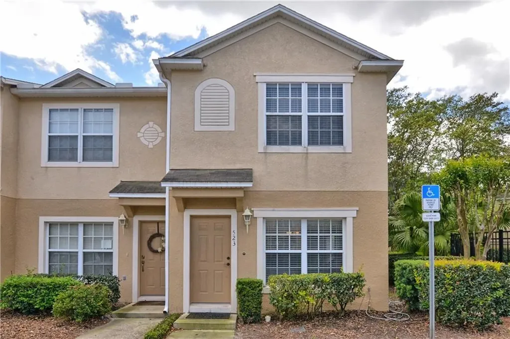 523 Wilton Circle Sanford FL 32773