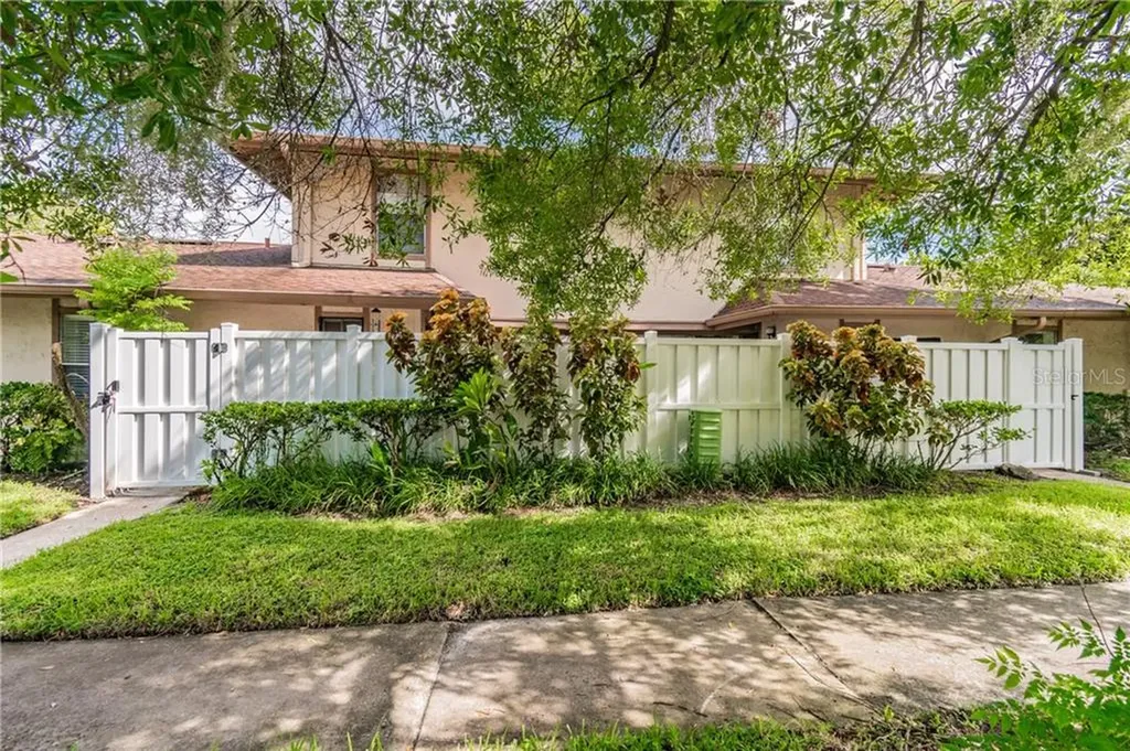 7304 Baja Court Tampa FL 33634