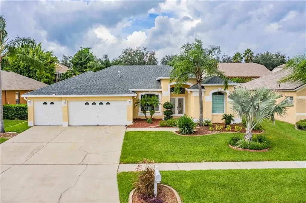 1318 Riverfield Court Valrico FL 33596