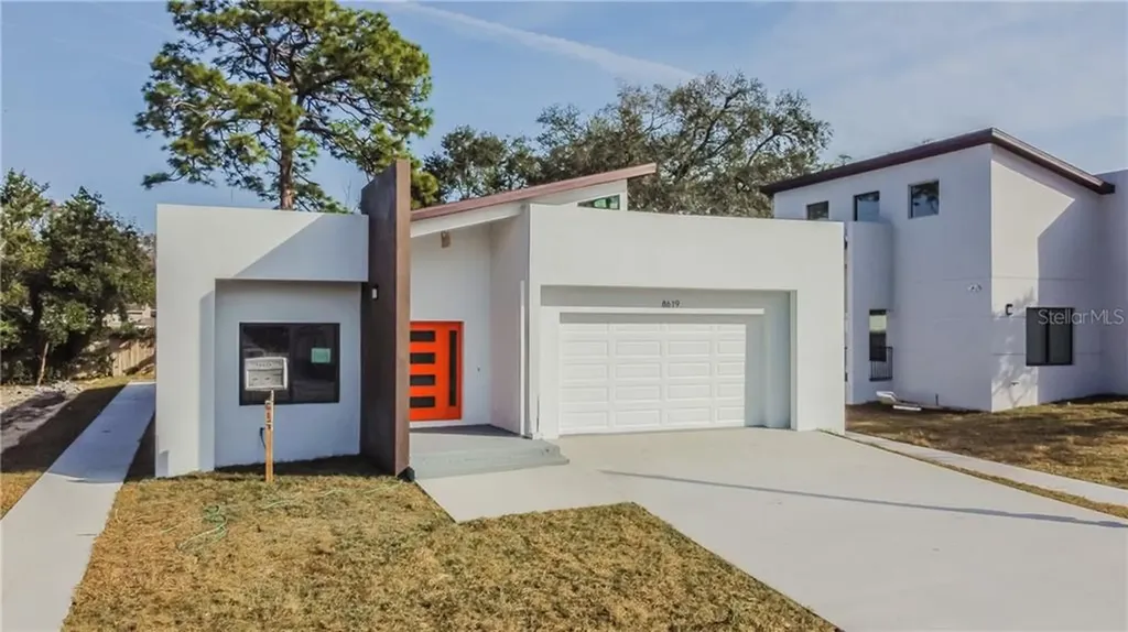 8619 N Greenwood Avenue Tampa FL 33617