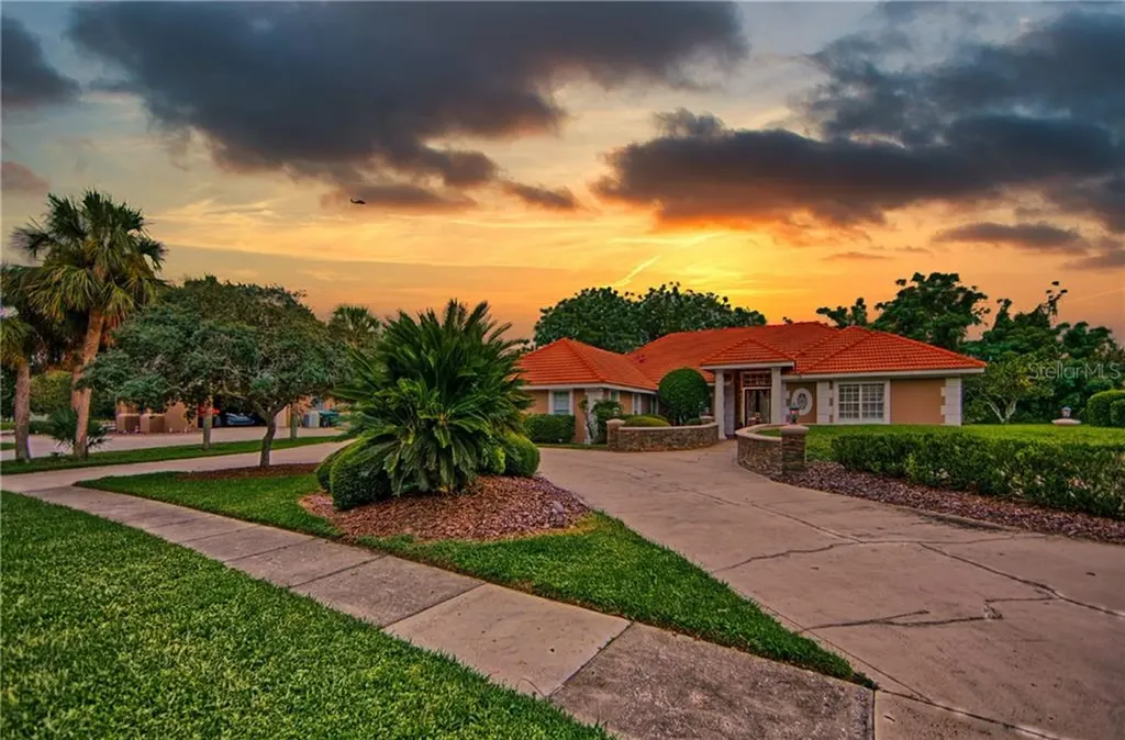 2138 Langley Circle Orlando FL 32835
