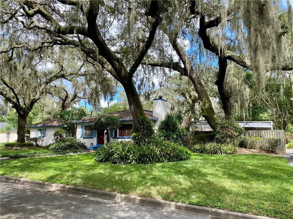 2001 Magnolia Avenue Sanford FL 32771