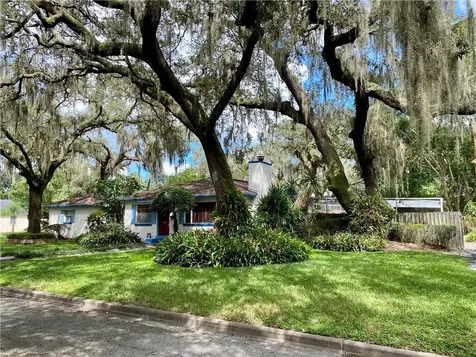 2001 Magnolia Avenue Sanford FL 32771
