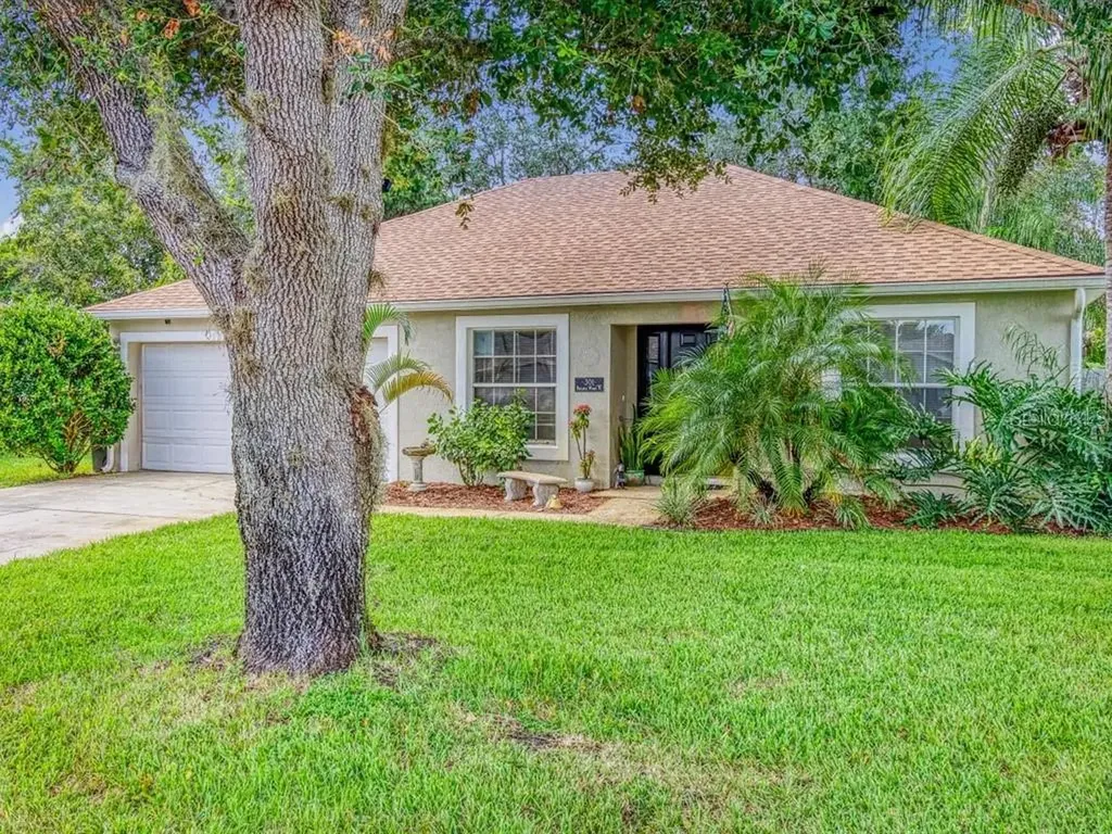 301 Paradise Woods Place Davenport FL 33896