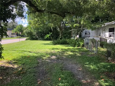 1804 Dixie Belle Drive Orlando FL 32812