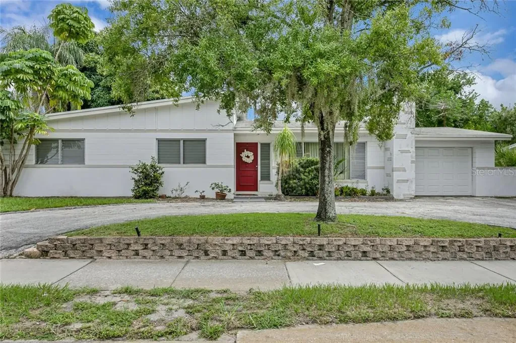 6640 Gulfport Boulevard S South Pasadena FL 33707