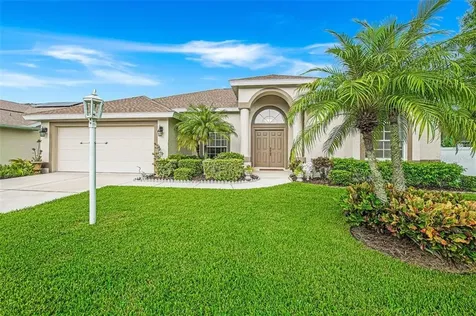 7419 38th Street E Sarasota FL 34243