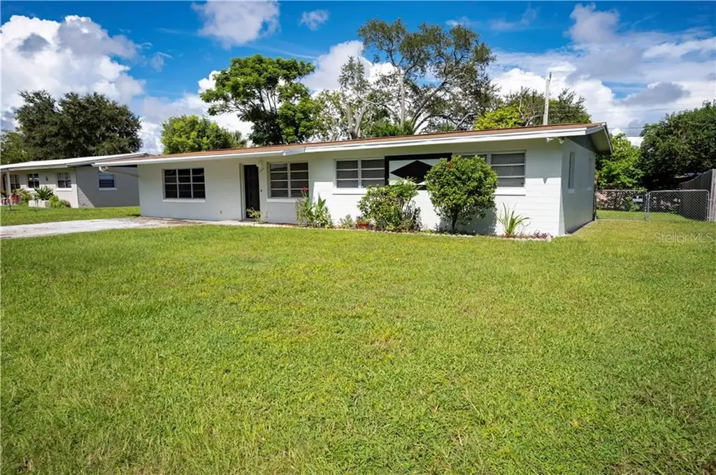 1333 Imperial Drive Daytona Beach FL 32117