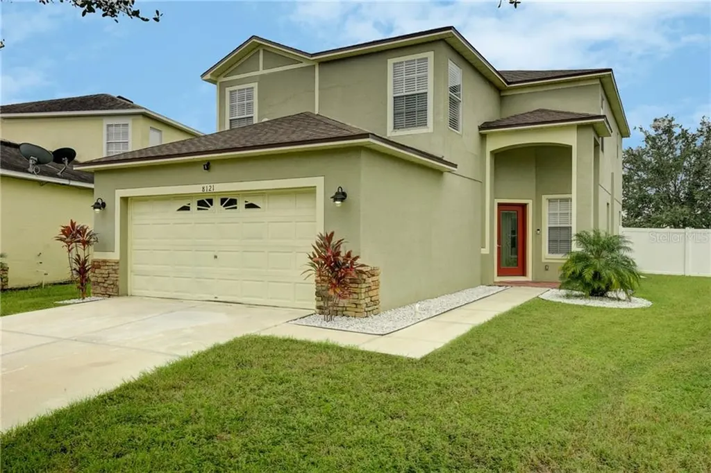 8121 Canterbury Lake Boulevard Tampa FL 33619