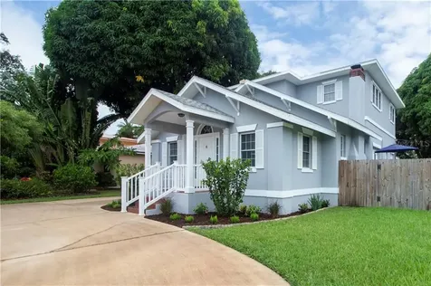 2111 Serpentine Circle S St Petersburg FL 33712