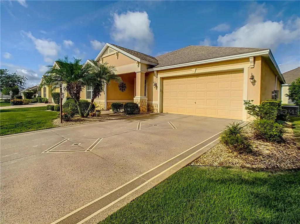985 Isle Of Palms Path The Villages FL 32162