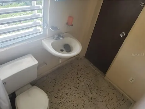 380 Rio Hondo Mayaguez PR 00680