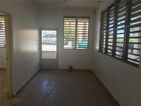 380 Rio Hondo Mayaguez PR 00680