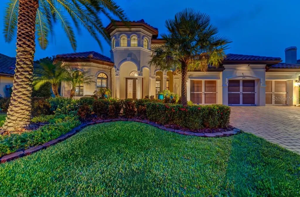 2124 Scarlet Oaks Street Clearwater FL 33759