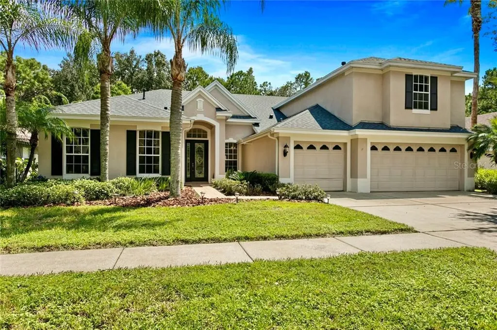 19221 Autumn Woods Avenue Tampa FL 33647