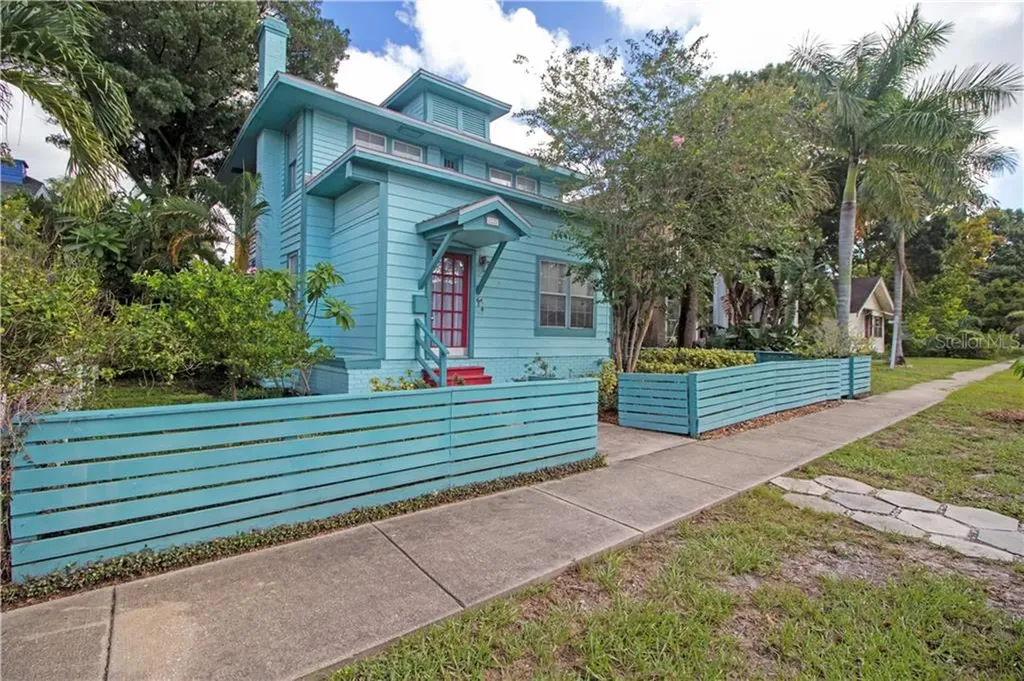 2335 4th Avenue N St Petersburg FL 33713