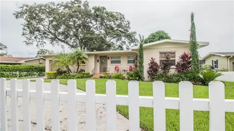 2732 Cleveland Heights Boulevard Lakeland FL 33803