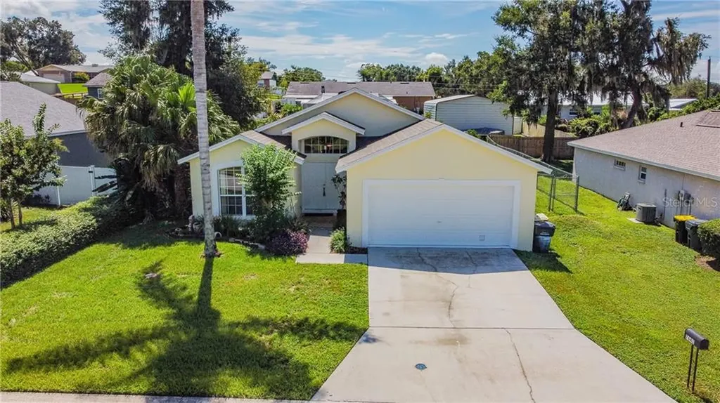 7641 Manor Drive Lakeland FL 33810