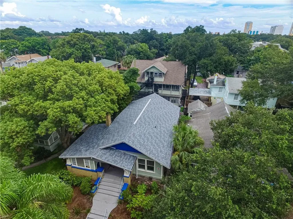 725 8th Street N St Petersburg FL 33701