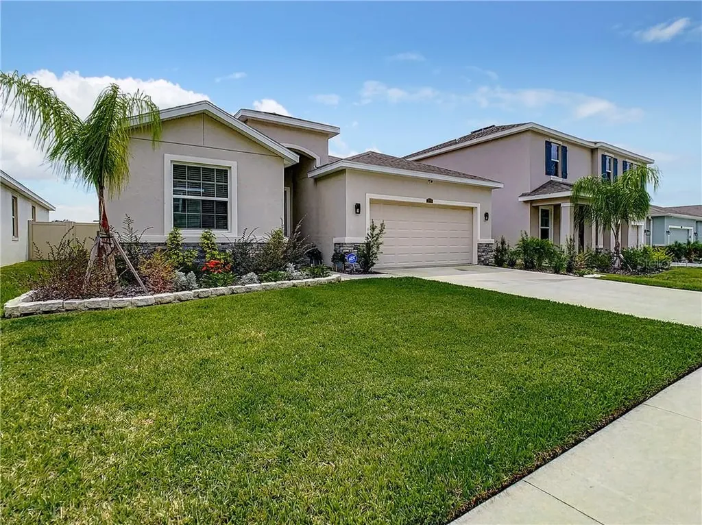 32876 Sand Creek Drive Wesley Chapel FL 33543