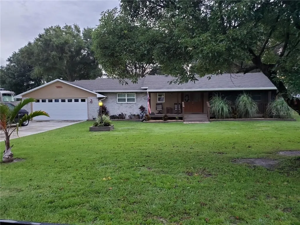 2205 Hurst Road Auburndale FL 33823