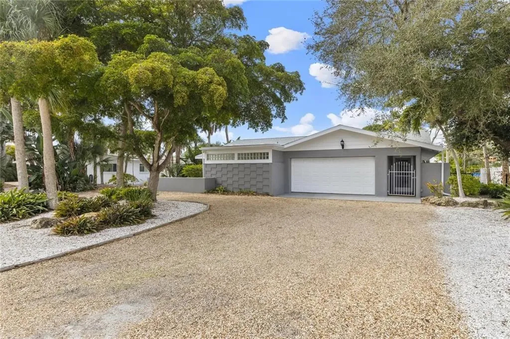 5034 Windward Avenue Sarasota FL 34242
