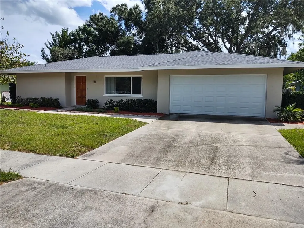 2810 Mayflower Street Sarasota FL 34231